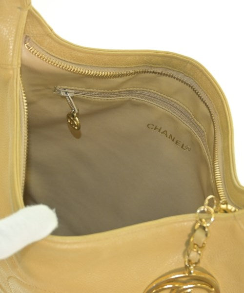 CHANEL กระเป๋าสะพาย
