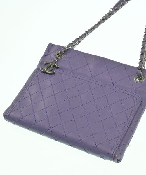 CHANEL กระเป๋าสะพาย