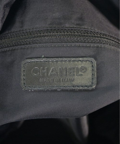 CHANEL กระเป๋าถือขนาดใหญ่