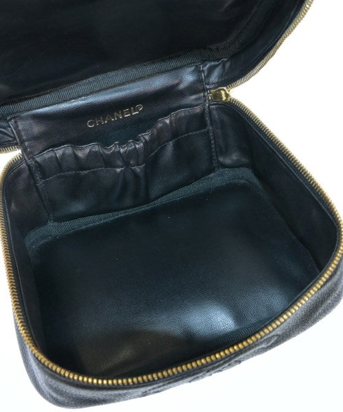 CHANEL กระเป๋าถือ