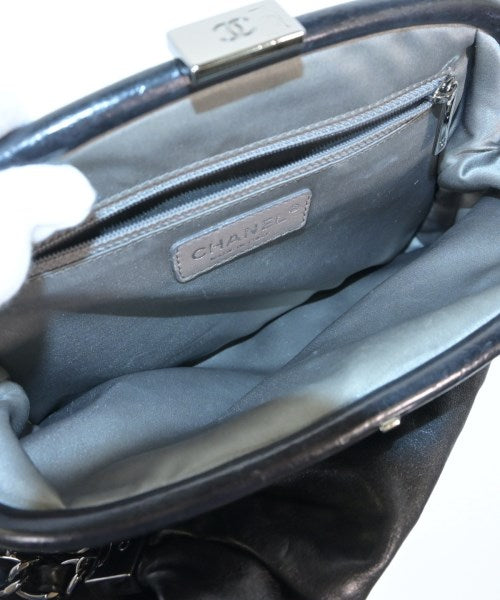 CHANEL กระเป๋าถือ