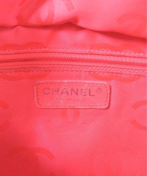 CHANEL กระเป๋าถือขนาดใหญ่