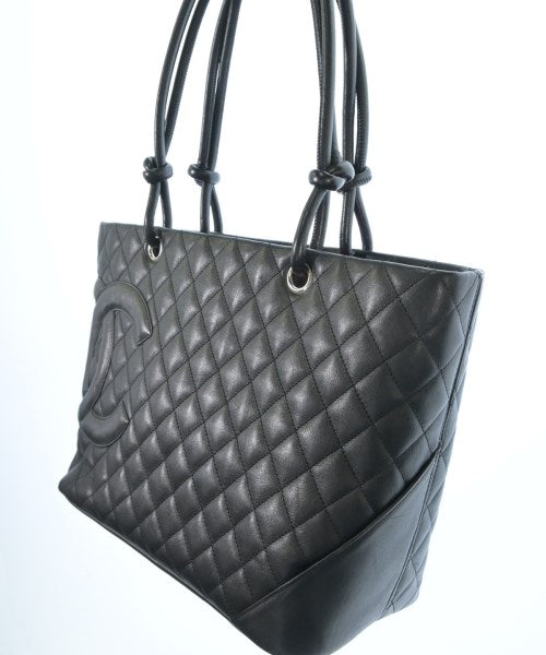 CHANEL กระเป๋าถือขนาดใหญ่