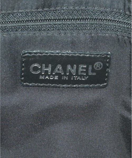 CHANEL กระเป๋าถือขนาดใหญ่