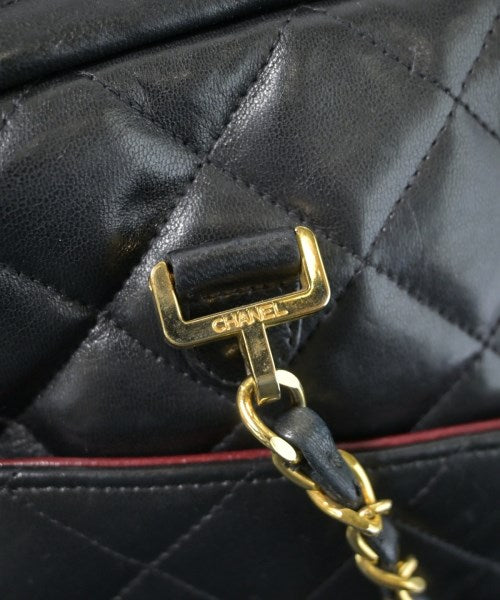 CHANEL กระเป๋าสะพาย