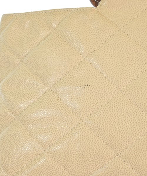 CHANEL กระเป๋าถือ