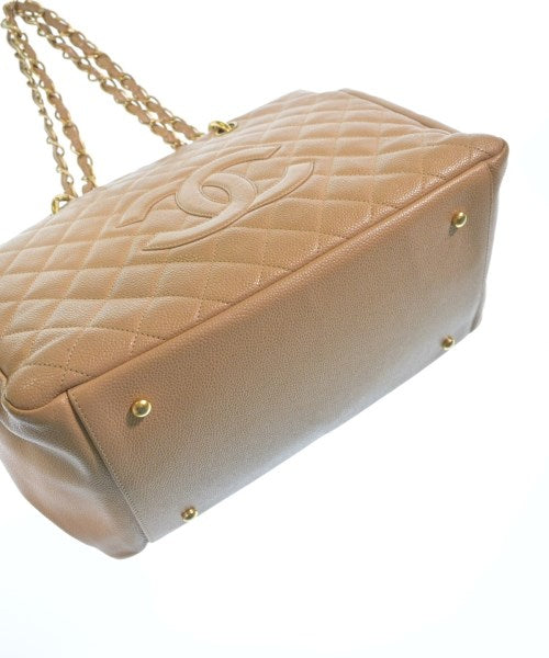 CHANEL กระเป๋าถือขนาดใหญ่