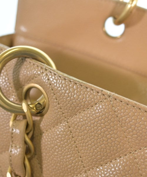 CHANEL กระเป๋าถือขนาดใหญ่