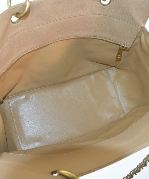 CHANEL กระเป๋าถือขนาดใหญ่