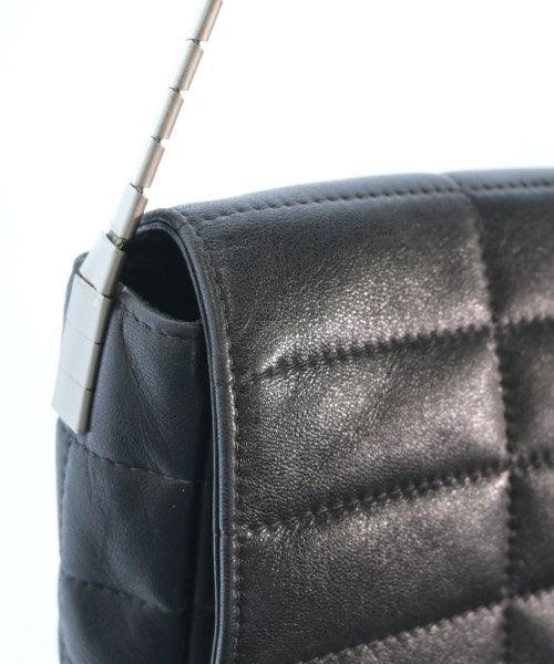 CHANEL กระเป๋าสะพาย