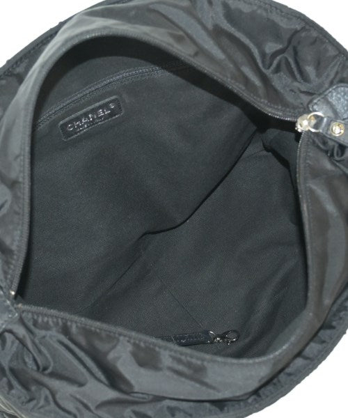 CHANEL กระเป๋าถือขนาดใหญ่