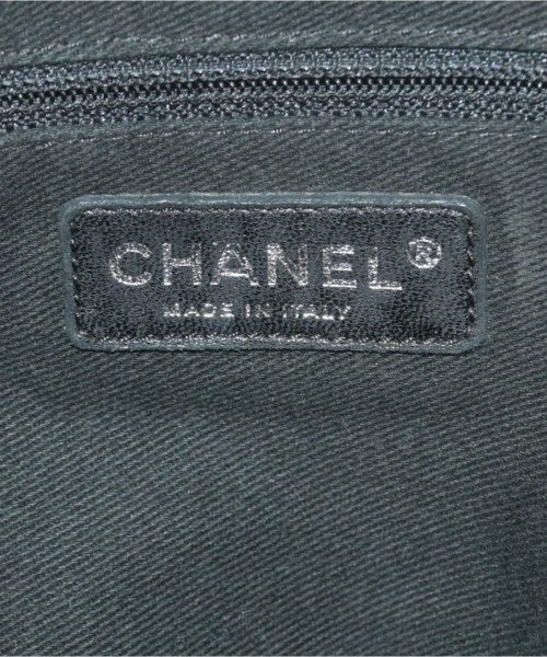 CHANEL กระเป๋าถือขนาดใหญ่