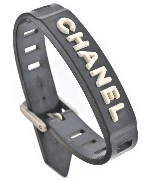 CHANEL สร้อยข้อมือ/กำไล
