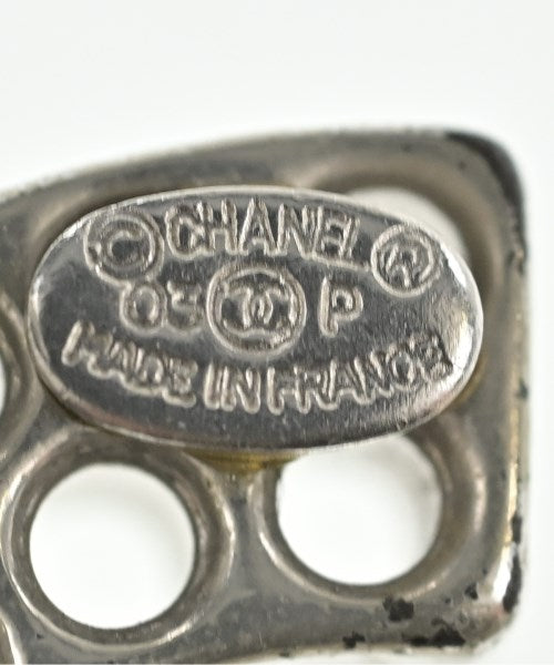 CHANEL เจาะ