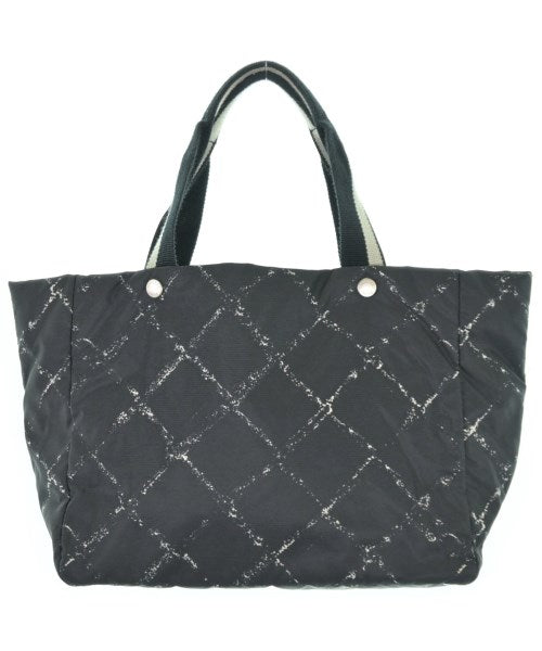 CHANEL กระเป๋าถือขนาดใหญ่