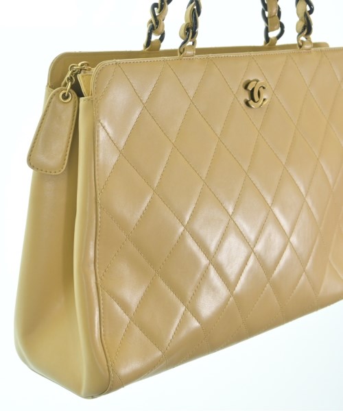 CHANEL กระเป๋าสะพาย