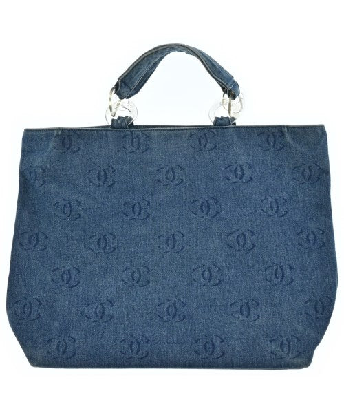CHANEL กระเป๋าถือขนาดใหญ่