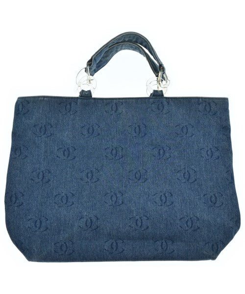 CHANEL กระเป๋าถือขนาดใหญ่