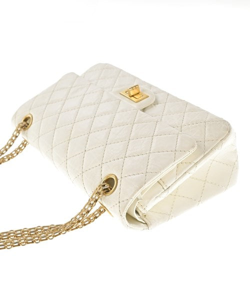 CHANEL กระเป๋าสะพาย