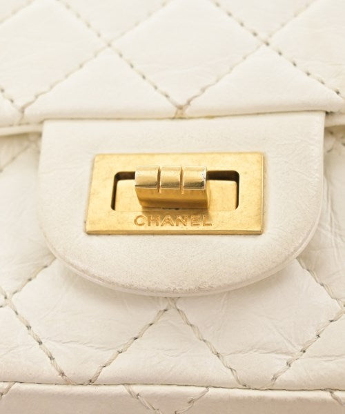 CHANEL กระเป๋าสะพาย