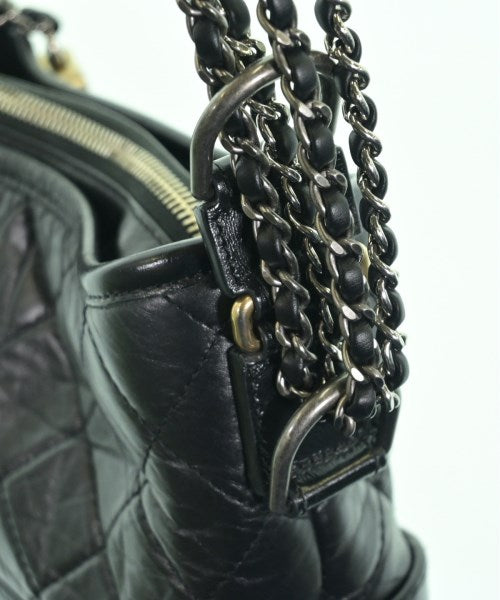 CHANEL กระเป๋าสะพาย