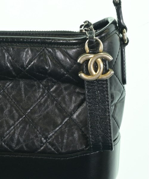 CHANEL กระเป๋าสะพาย