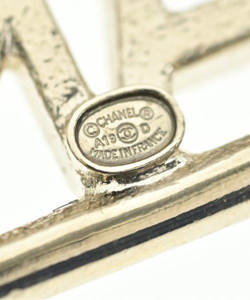 CHANEL เข็มกลัด/ดอกไม้ติดเสื้อ