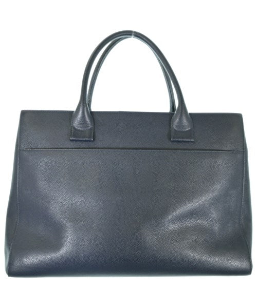 CHANEL กระเป๋าถือขนาดใหญ่