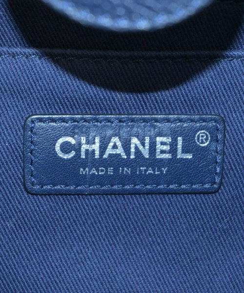 CHANEL กระเป๋าถือขนาดใหญ่