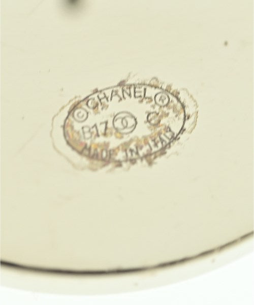 CHANEL เข็มกลัด/ดอกไม้ติดเสื้อ