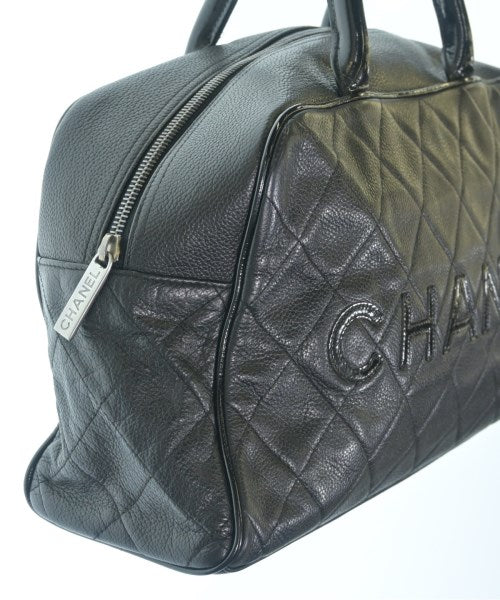 CHANEL กระเป๋าใส่อุปกรณ์ขนาดใหญ่