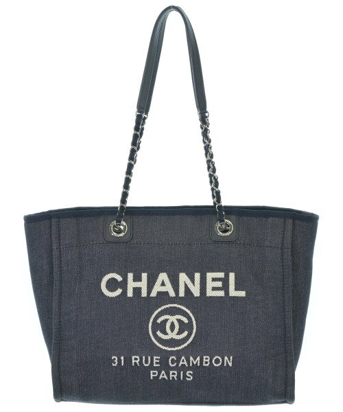 CHANEL กระเป๋าถือขนาดใหญ่