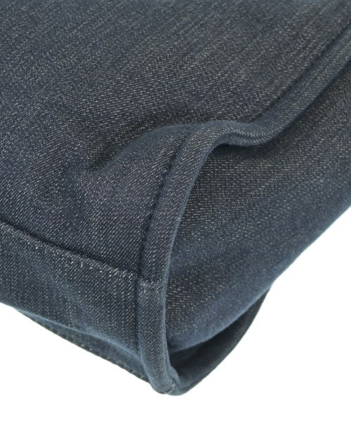 CHANEL กระเป๋าถือขนาดใหญ่