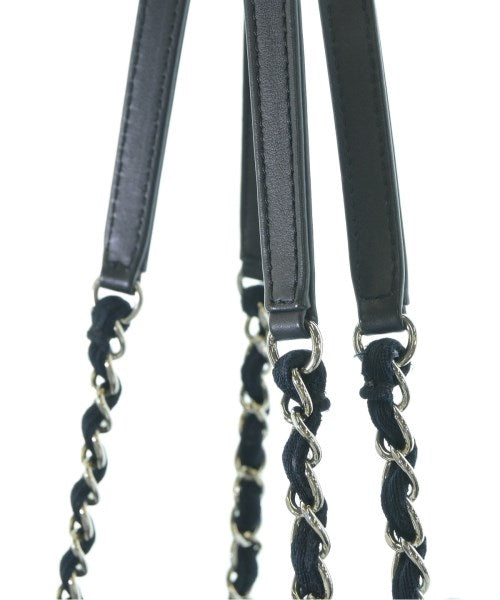 CHANEL กระเป๋าถือขนาดใหญ่