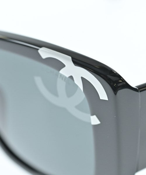 CHANEL แว่นกันแดด