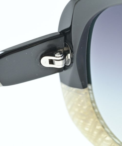 CHANEL แว่นกันแดด