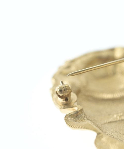 CHANEL เข็มกลัด/ดอกไม้ติดเสื้อ