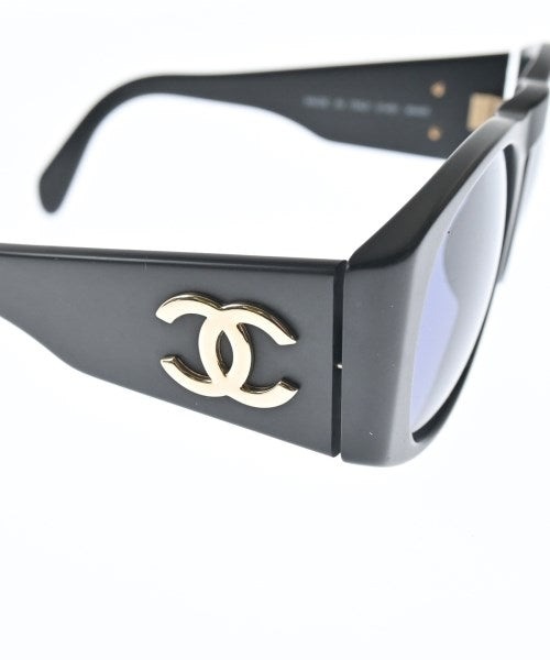 CHANEL แว่นกันแดด