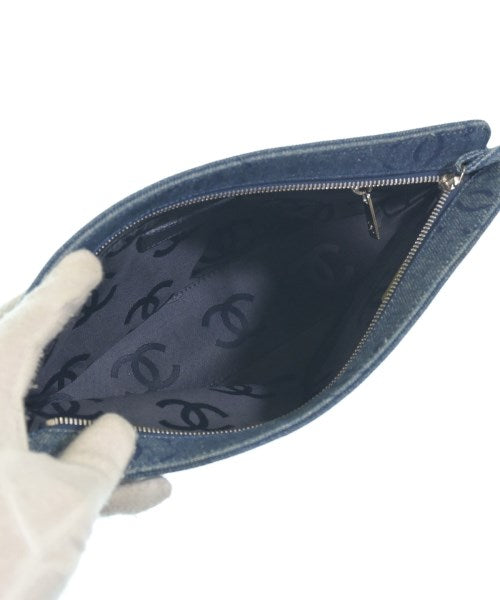 CHANEL คลัตช์