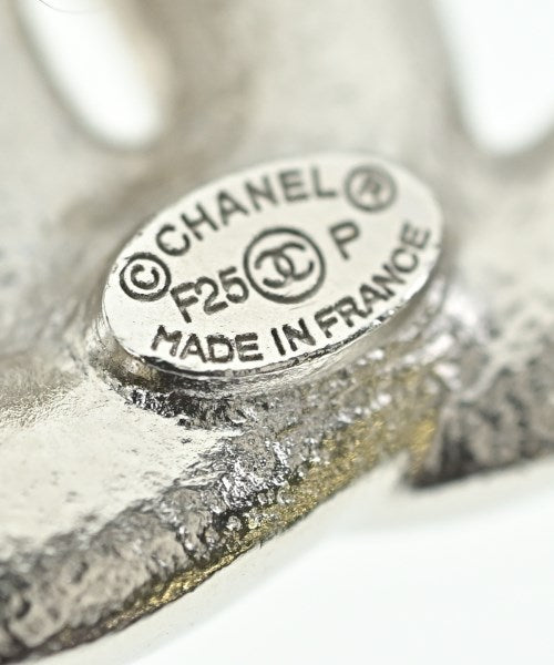 CHANEL เจาะ