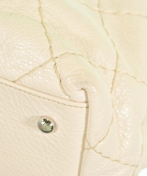 CHANEL กระเป๋าถือขนาดใหญ่