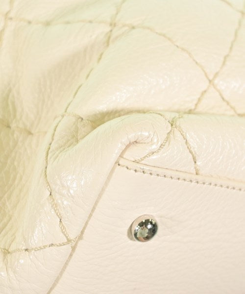 CHANEL กระเป๋าถือขนาดใหญ่