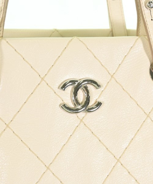 CHANEL กระเป๋าถือขนาดใหญ่