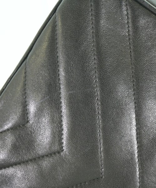 CHANEL กระเป๋าสะพาย