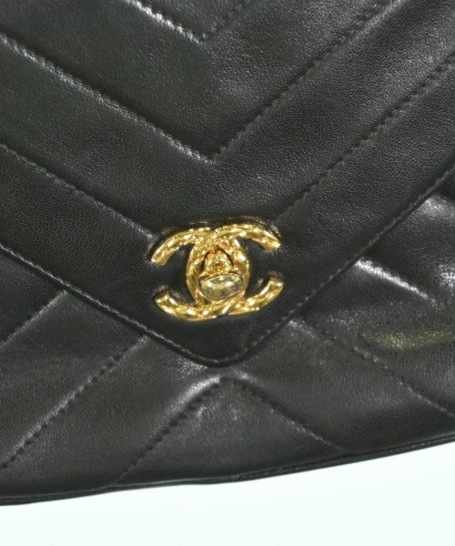 CHANEL กระเป๋าสะพาย