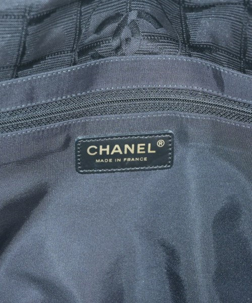 CHANEL กระเป๋าถือขนาดใหญ่