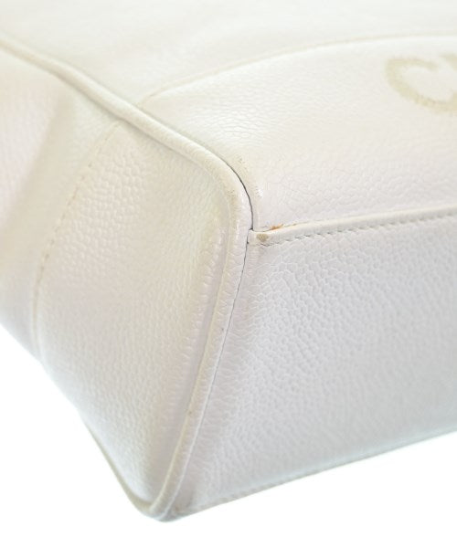 CHANEL กระเป๋าสะพาย