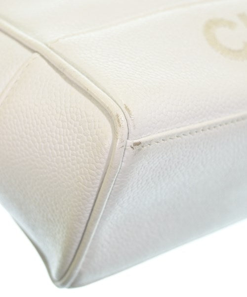 CHANEL กระเป๋าสะพาย