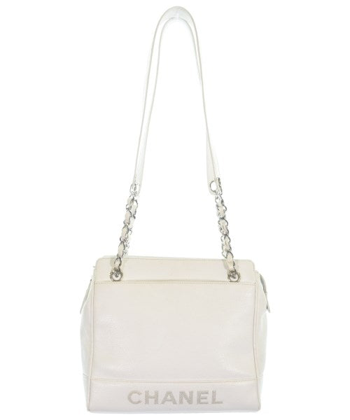 CHANEL กระเป๋าสะพาย