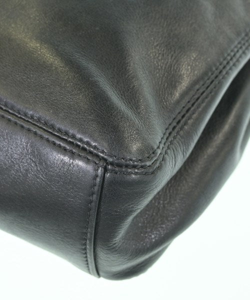 CHANEL กระเป๋าถือ